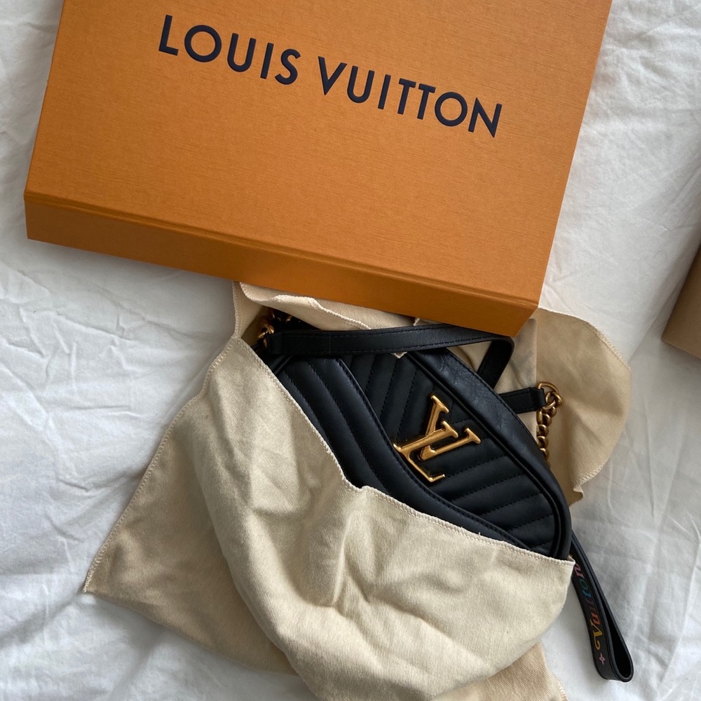 Louis Vuitton new wave camera bag noir